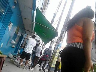 Curocity and sex in Venice's Leggings