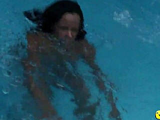 Samira Ferraz and Suellen Machado's Striptease in the Pool