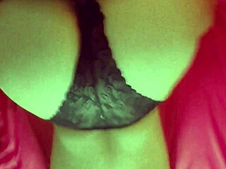 Threesome with my hot Venezuelan girlfriend ends in a creampie