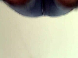 Amateur Latina Khalessi 69 Shows Off Her Vertical Skills
