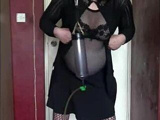 Sissy Crossdresser Takes It Deep in Mouth