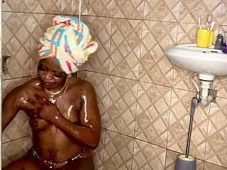 Anita's wet pussy fingered hard in bathroom play