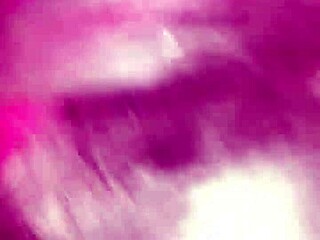 i'm a pretty shemale hunting for dark meat