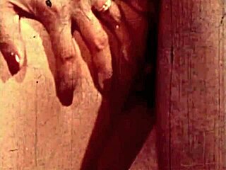 Retro vintage międzyrasowy taboo - kutas wali starą cipkę ostro