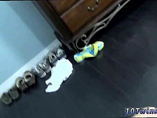 filipino twinks seduce gay male bareback