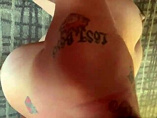 sexymugsy handles uncut cock with skill