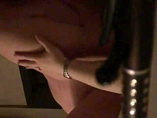 Fodi minha esposa com gozo dentro em casa