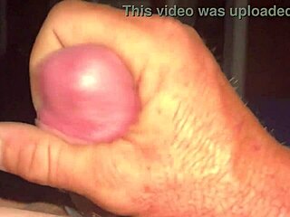 Pomaly si to robím v spomalenom zábere, kým nevystrieknem