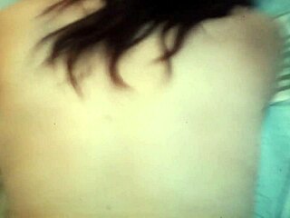 Amatérská transka Bertaluz Peruanita v divokém sexu s partnery