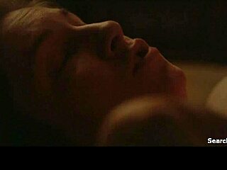 Lena Dunham bintang dalam Girls 2012-2016 dengan adegan berani