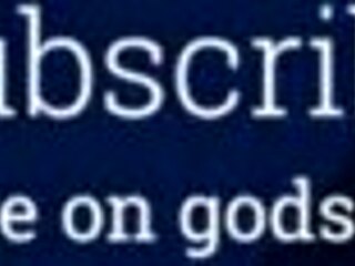 בחורה לבנה בת 18 עם תחת שמן וציצים ענקיים נדפקת חזק!
