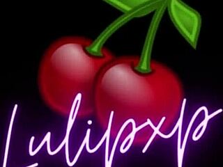 oh wow, i found my boyfriend masturbating and decided to help him with a hot blowjob using my mouth and hands!