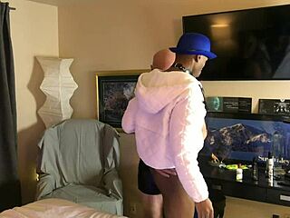 oh yeah, gay black twink gets plugged by daddy!