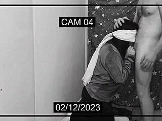 I caught my girlfriend cheating on cam with another guy