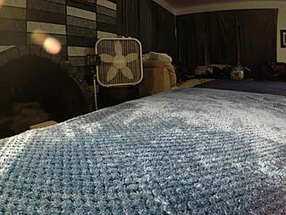 Blondyna Aphroditie ostro ssie w POV drugim filmie