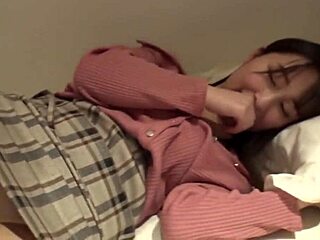 Od kuće do doma: Bivši idoli šokantan zahtev za ličnu kartu pre hardcore amaterskog seksa