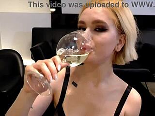 Greta Foss gets bdsm facial!