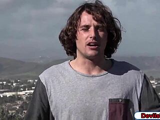 Ebony babe seduces white poolboy with deepthroat and fucking