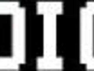 Възбуден зрял доведен дядо съблазнява горещ доведен син за табу гей игра с пенис