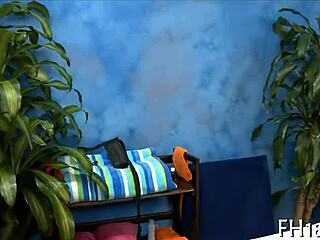 Do you want a hot massage? Check these porn tubes!