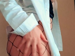 Beauty cums in lingerie