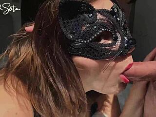 Sarah Sota en manque de sperme dans une compilation orale sauvage