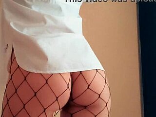 Beauty cums in lingerie