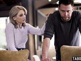 Esnek 18+ genç Lola Fae kıçına derinlere kadar alıyor