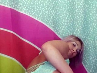 Watch Suzie MILF strip and show her big shaved pussy?