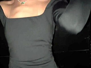 Novinha Pounds Glory Hole Hard!