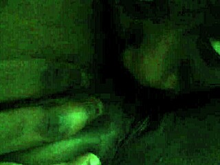 Captured on 2014-05-10 at 12:18:00 in an intimate setting.