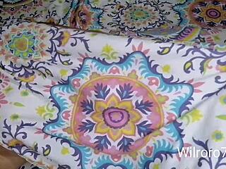 Latynoska milf żona czeka na kutasa w domu?