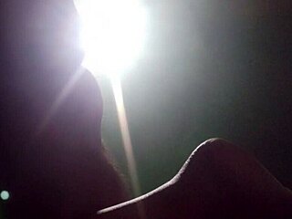camera escondida filma fodendo novinha tímida