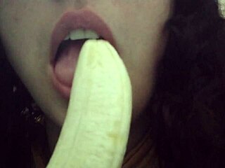 Latina Amateur Wants Cum In Her Mouth During Handjob 😋