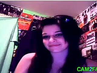 Teen Girl Masturbates On Webcam For Free Porn