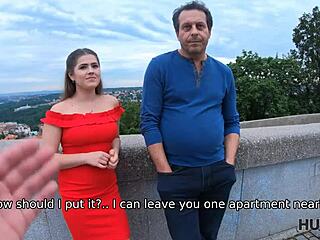 Hunt4k Praag meisje stroopt rode jurk af voor geld