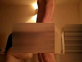 Vuoi vedere pompino asiatico sexy? Giapponesi amatoriali succhiano duro