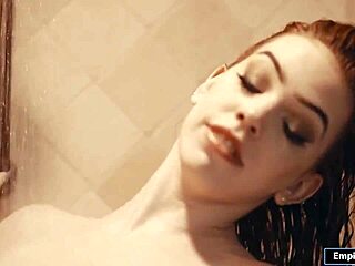 شاب ينيك حبيبته البزازها كبيرة في جلسة دش ساخنة