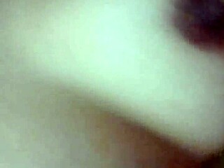 Compartiendo a mi ex tía con seguidores como sorpresa madura