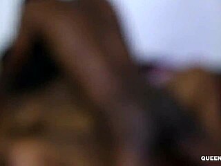 Kenapa Aku Gak Bisa Nolak Ngeseks sama Pacar Ayah Tiri Setelah Lihat Payudara Hitam Seksinya