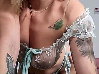 barbie dances deep house like a slut on cam