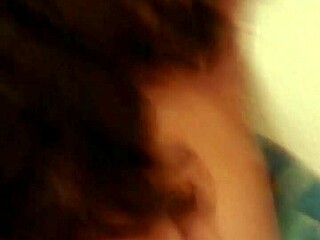 Argentinian girlfriends have a steamy threesome