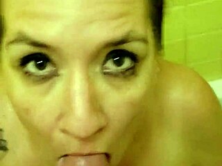 i'm a piss slut craving that golden shower