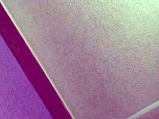 Amateur crossdresser fucks on period without condom with Bluezao!