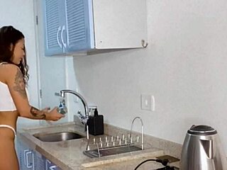 Cassiana Costa enjoys the club bathroom party