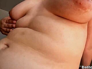 i masturbate with veiny dildo in front of boyfriend