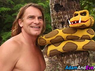 Ragazze calde in un’orgia selvaggia sulla spiaggia, film completo