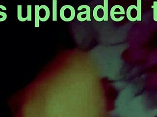 Novinha branquinha demonstrating a simple bent over exercise routine