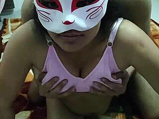 Sexy indian bhabhi gets tits squeezed for milk