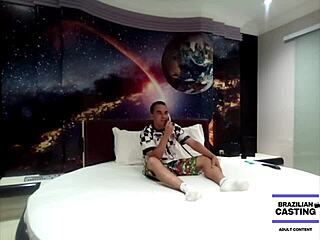 Couple celebrates weekend in hotel with big ass latina